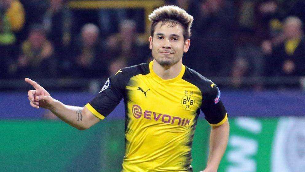 留队与欣赏的双重加持！格雷罗本赛季继续效力拜仁，孔帕尼看好其潜力